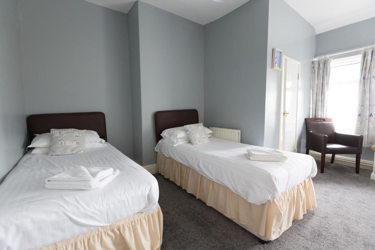 Min Y Mor Hotel Бармут Экстерьер фото